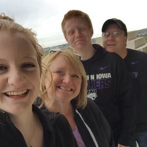 Meet your Posher, Kelly