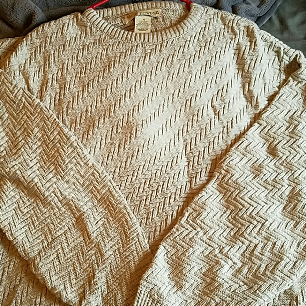 Oversized sweater. Large. Super plush bundle only