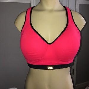 Victoria's Secret Sports Bra 34DD