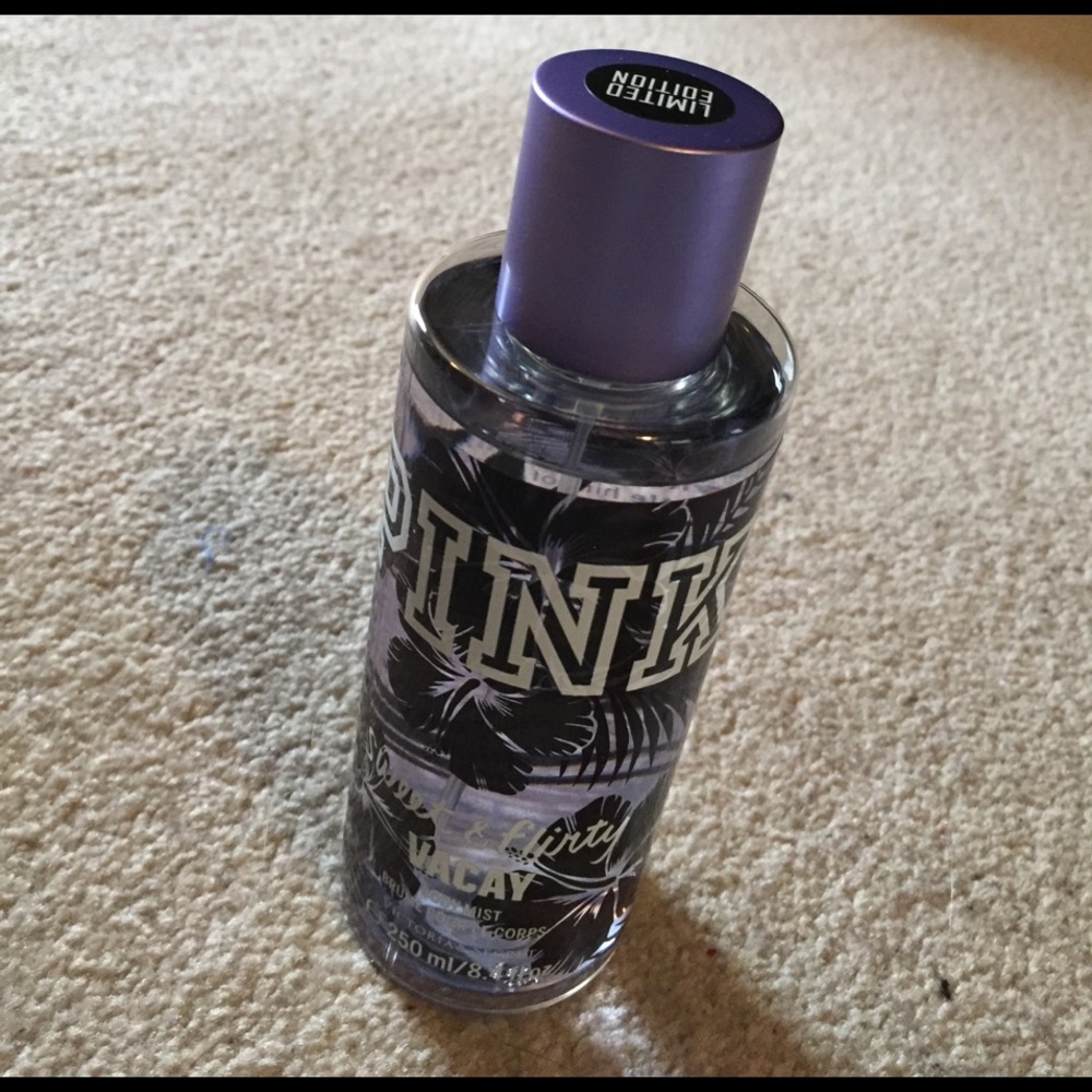 PINK Limited Edition body mist