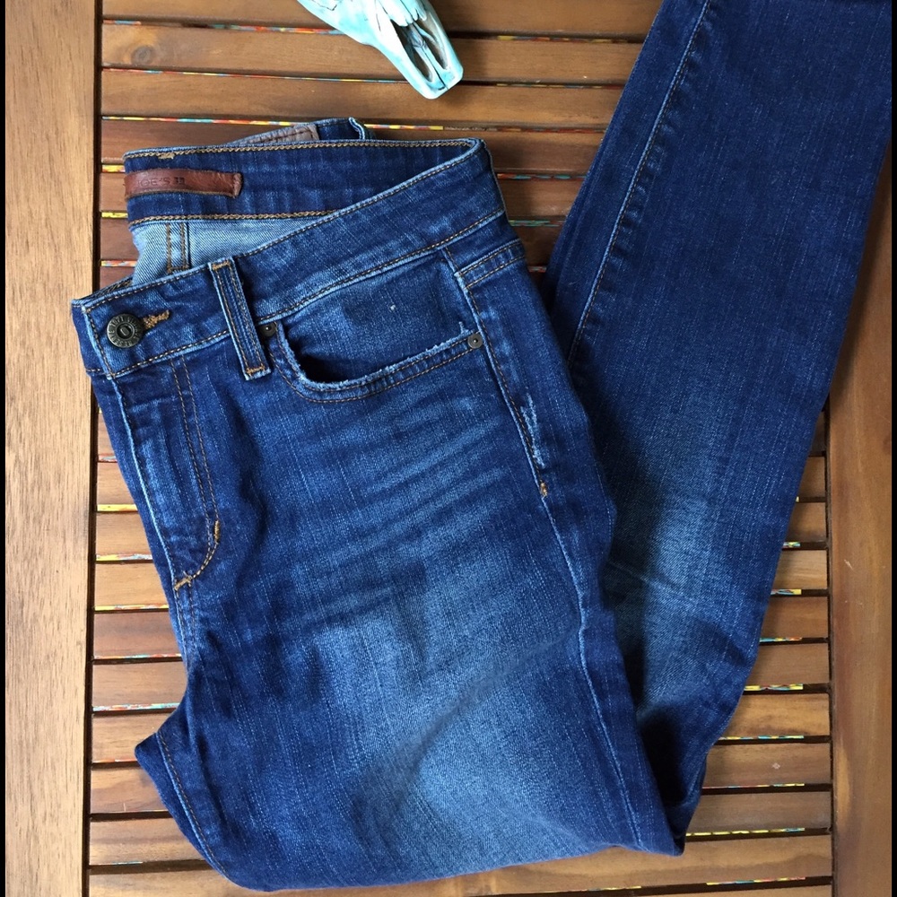 Medium Rinse Joe's Jeans in Skinny Ankle Fit