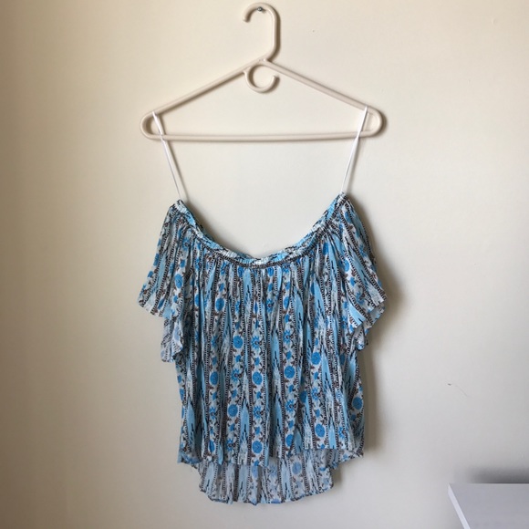 Off the Shoulder Blue Printed Blouse - Picture 2 of 4