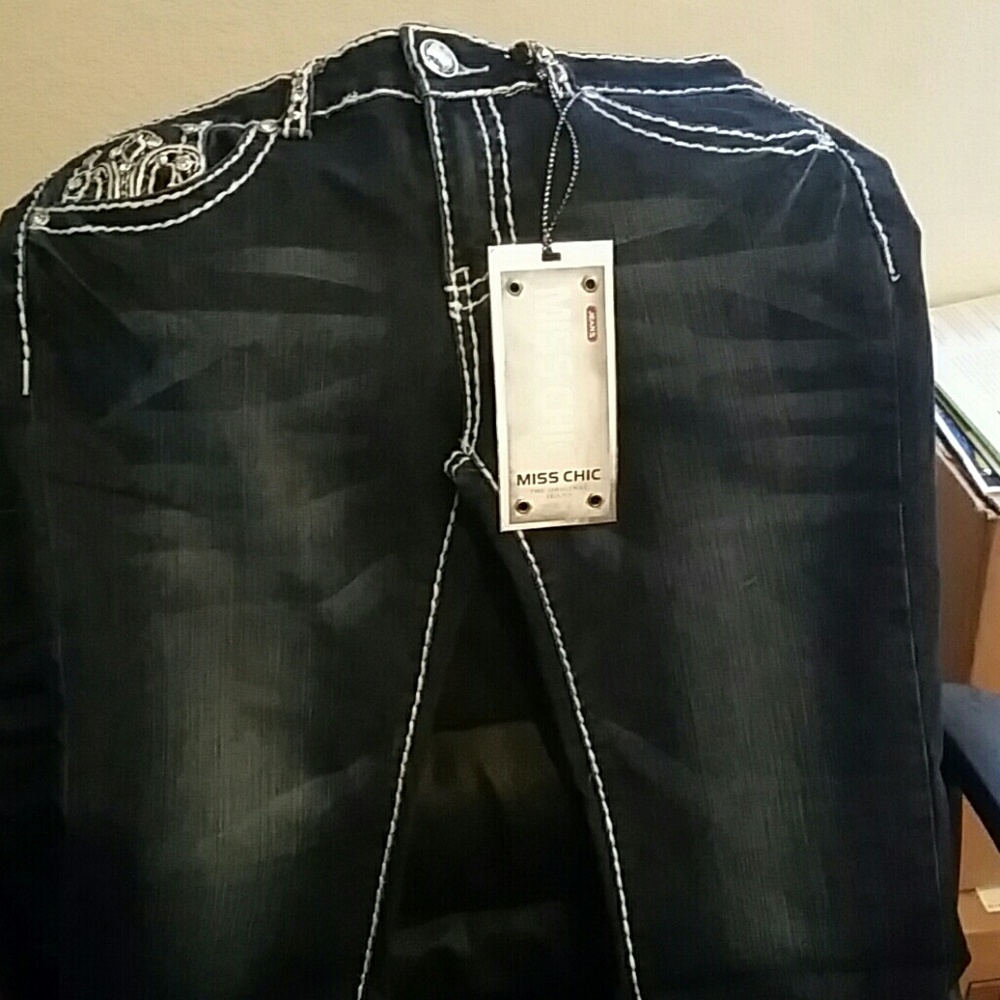 Denim miss chic