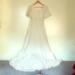 Vintage 1970s Flutter Sleeves Maxi Dress