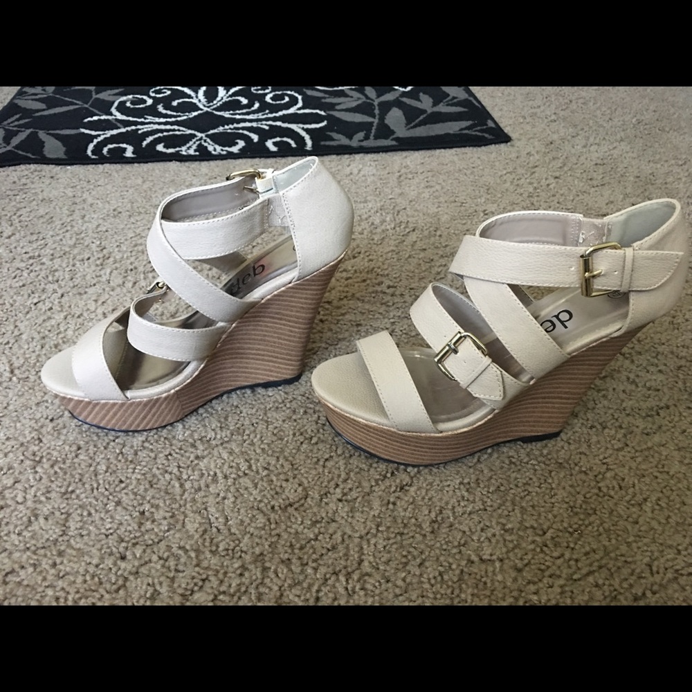 Wedge sandals