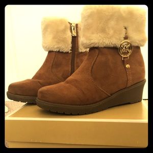 Kids MK boots