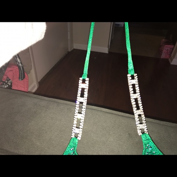 Competition bikini - Picture 2 of 4