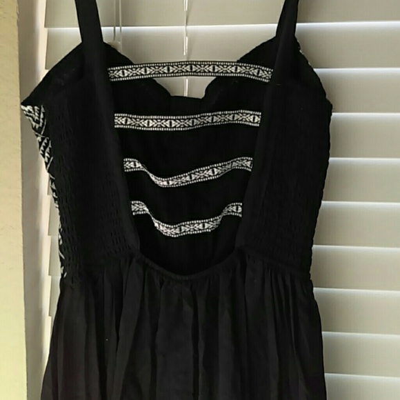 Dress - Picture 4 of 5