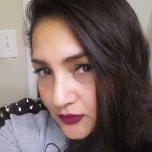 Meet your Posher, Mireya