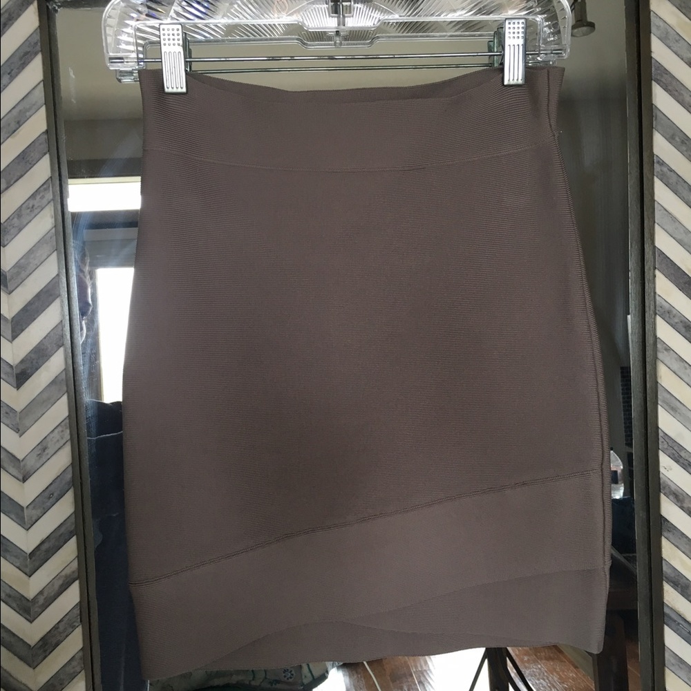BCBG Bandage Skirt taupe