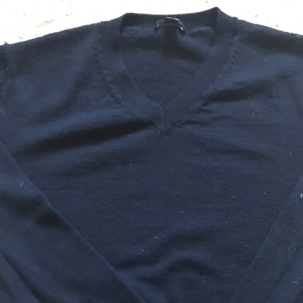 Theory wool navy V-neck Sweater