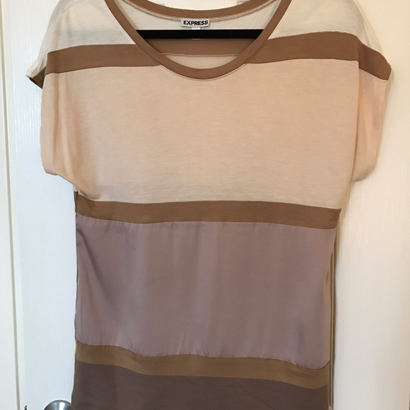 Express Color Block Tee - Picture 2 of 4
