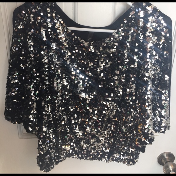 Super Sparkly Black & Silver Sequin Top - Picture 3 of 3