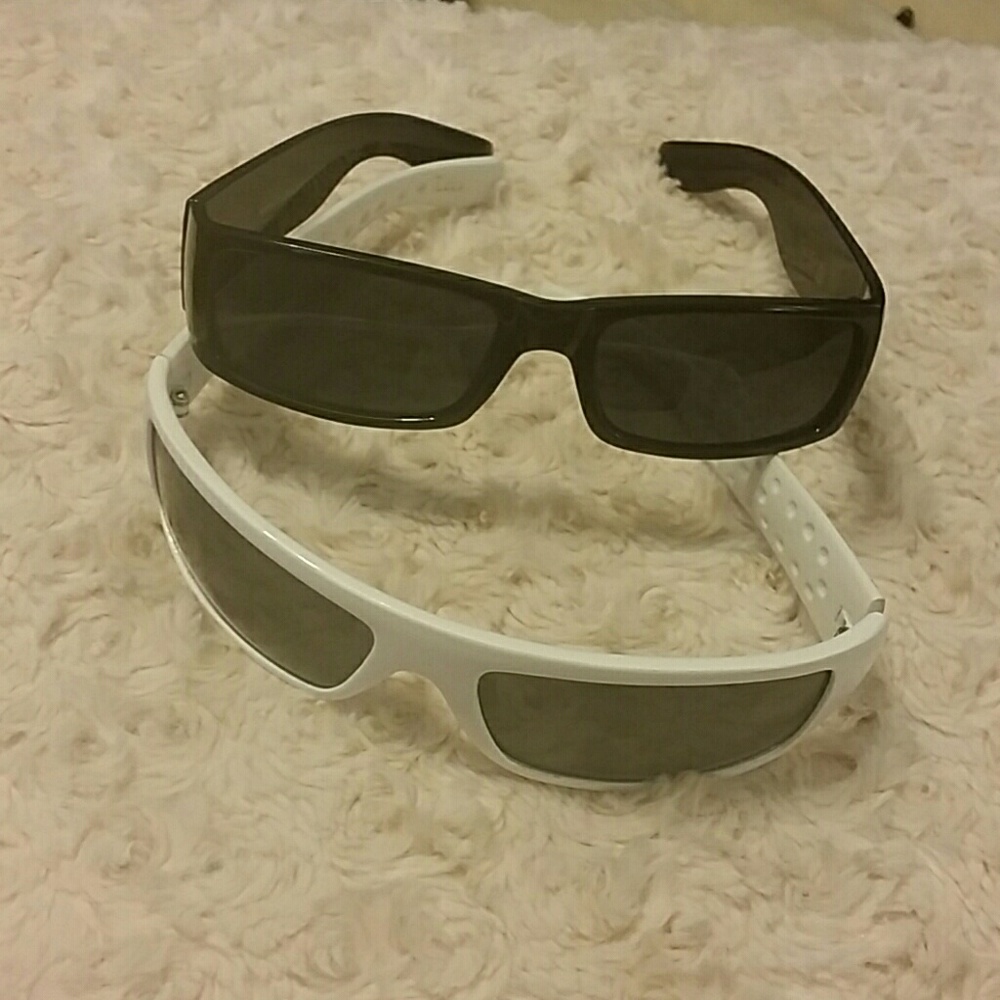 **BUNDLE** Two pairs of Locs