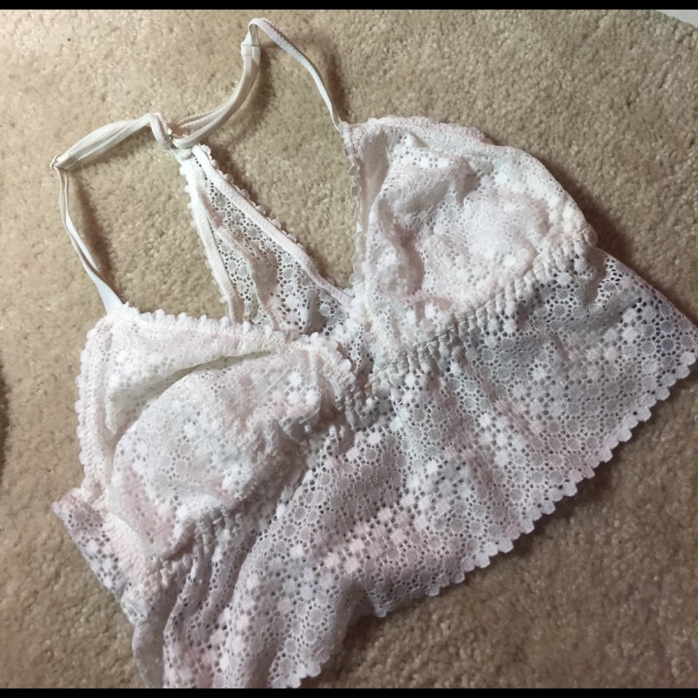 ☁️white AERIE bralette ☁️