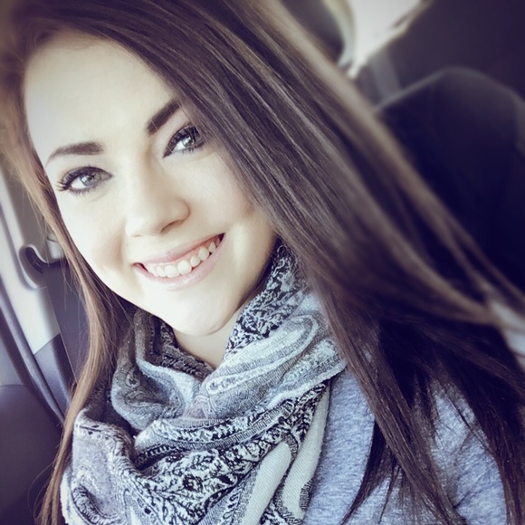 Meet your Posher, Samantha - Picture 1 of 1