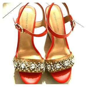 Antonio Melani wedges