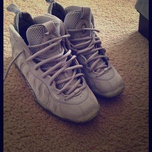 Wolf grey foam posits