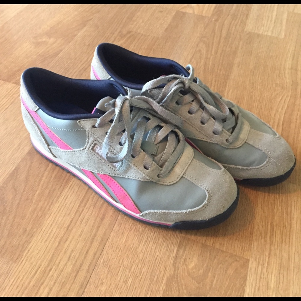 ❌SOLD❌Reebok Sneakers