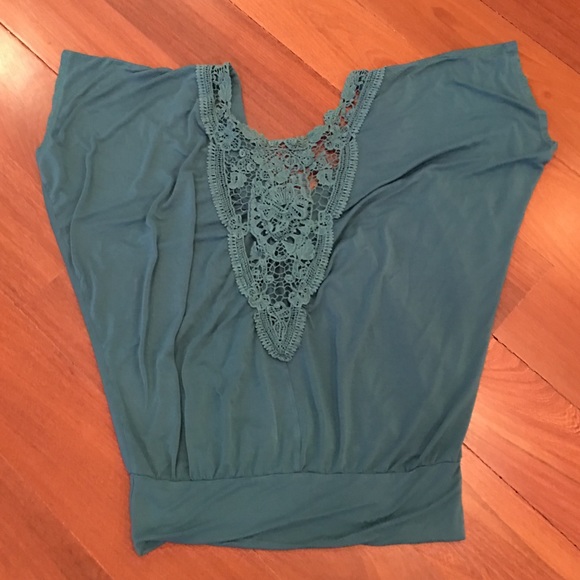 Grass Collection Top - Picture 3 of 4