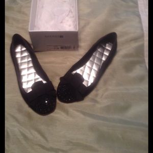 Sporty top slider shoes 6/12 new without tags.