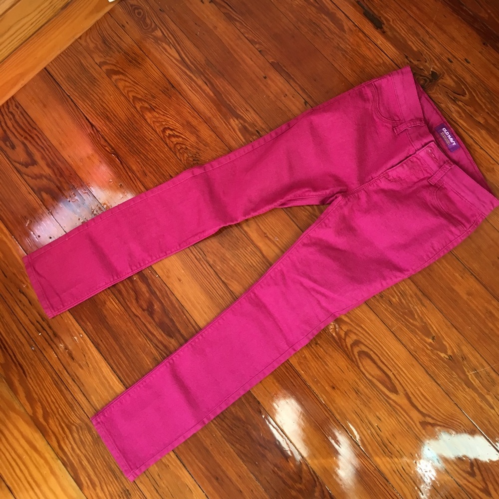 Girls size 8 magenta skinny jeans