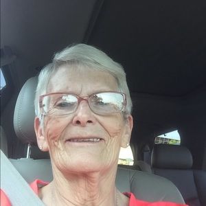 Meet your Posher, Linda