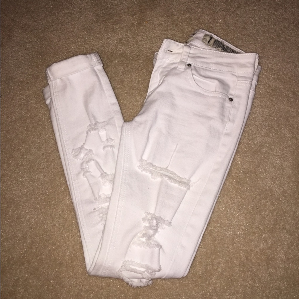 ripped white skinny jeans