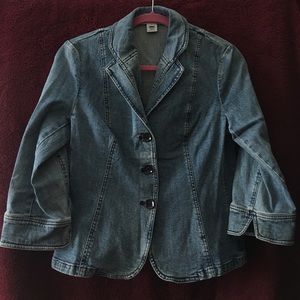 Cut Jean Jacket! Perfect spring coat!