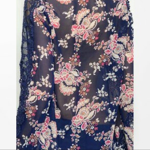 Boho floral & lace sheer top S-XL - Picture 7 of 7