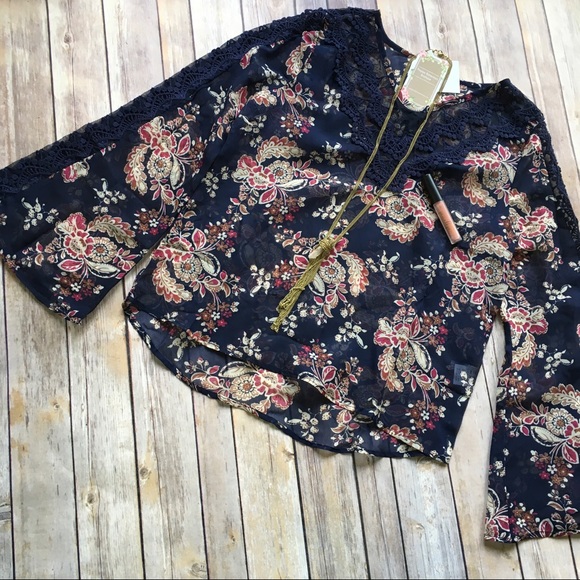 Boho floral & lace sheer top S-XL - Picture 2 of 7