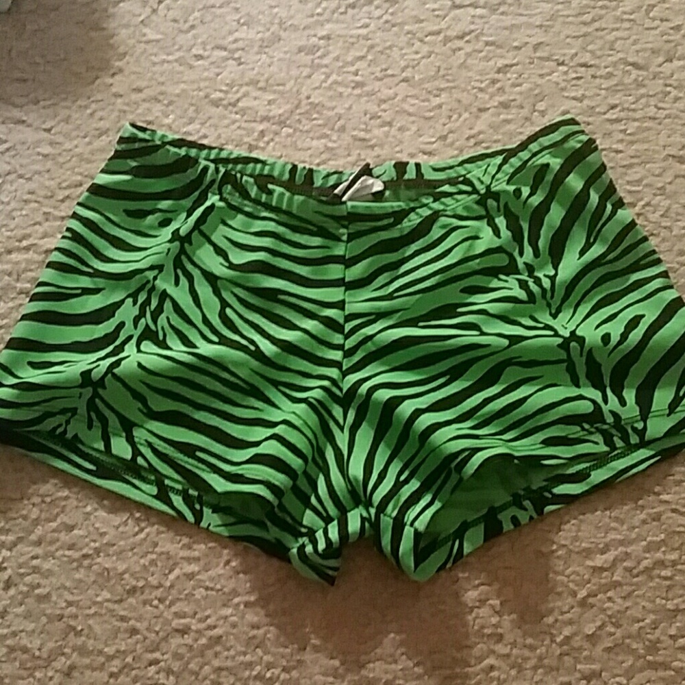 Rave shorts
