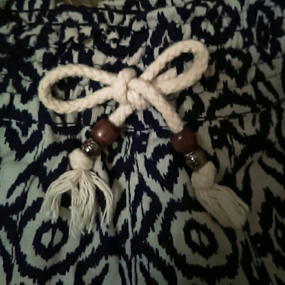 shorts - Picture 3 of 5