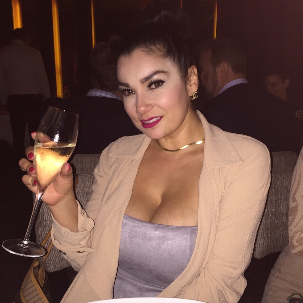 Meet your Posher, Vanessa