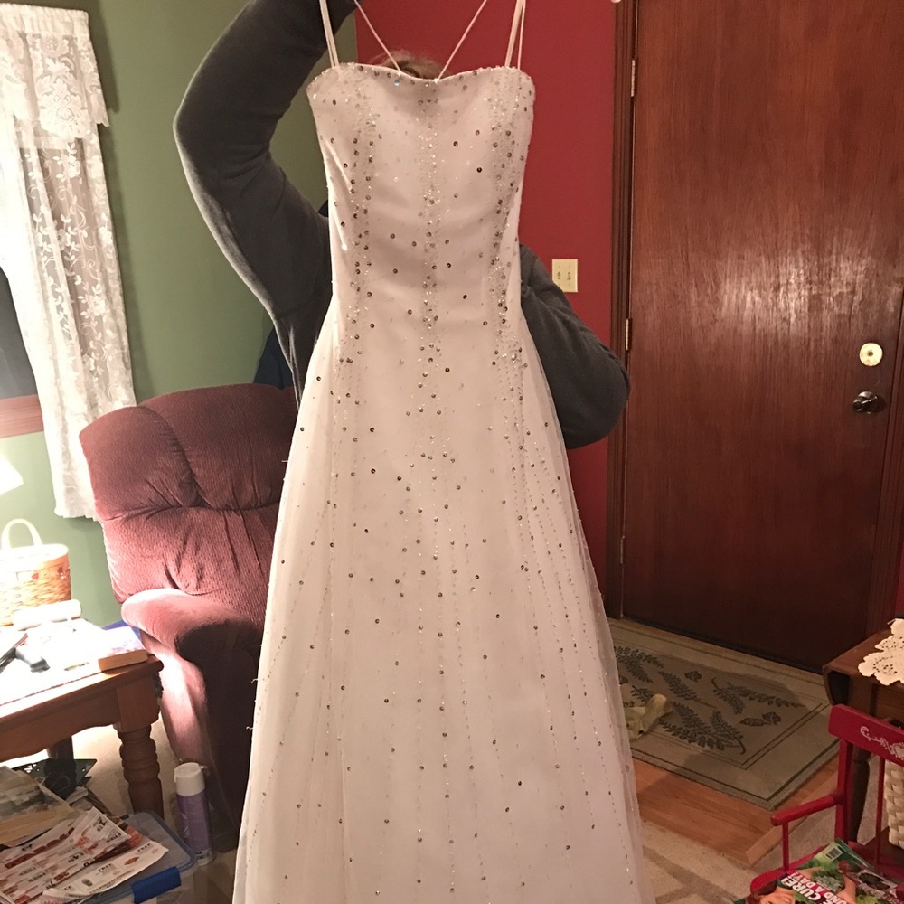 Sparkling ✨ white dress with sequins