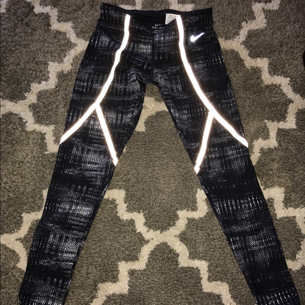 Nike jogging tights
