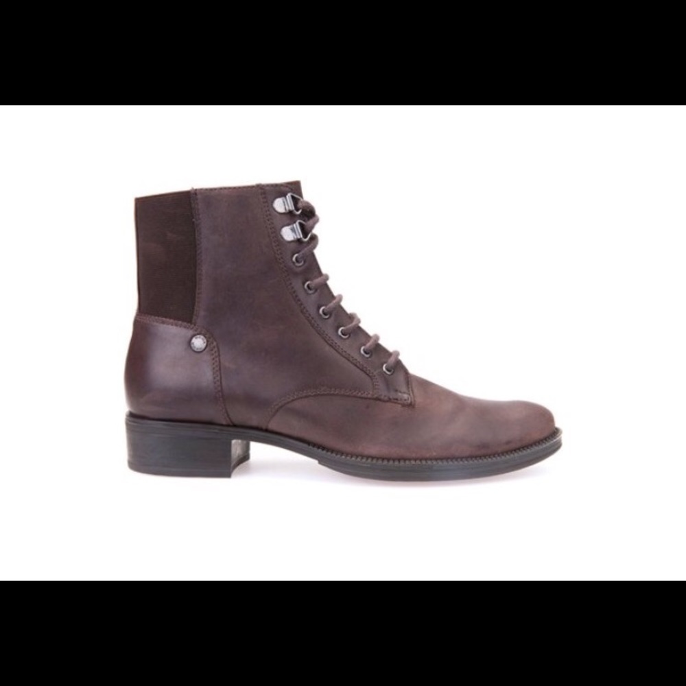 Geox brown leathered ankle boots