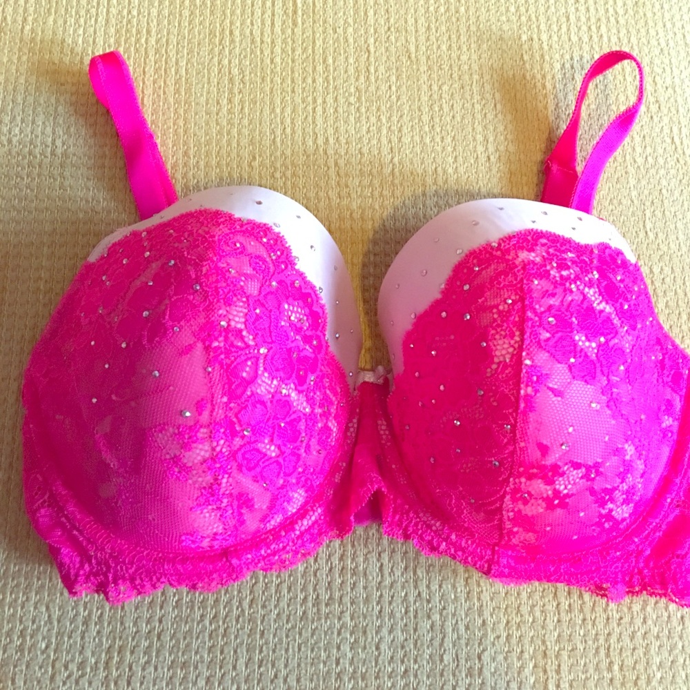VS Pink Lace & Rhinestone Bra