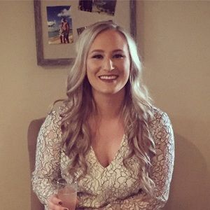 Meet your Posher, Cassie