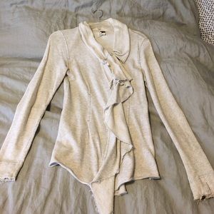 Very cute, side zip sweater.