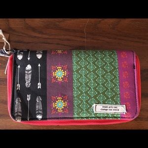 NWT Bohemian Style Natural Life Wristlet