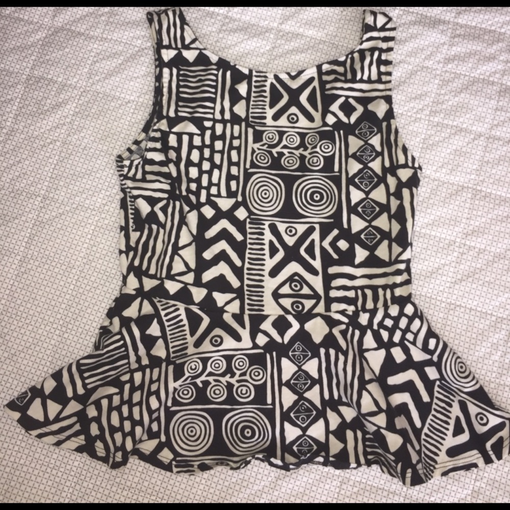 Tribal peplum