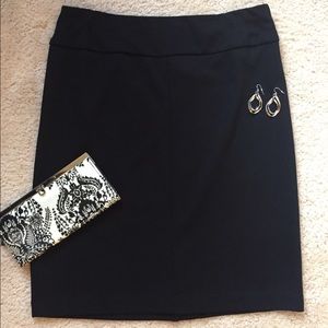 New York & Co black stretch skirt