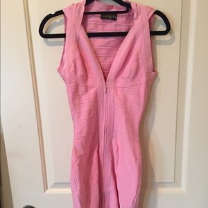 Bandage pink dress