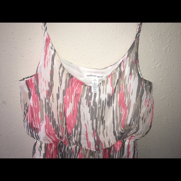 Dress - Picture 2 of 4