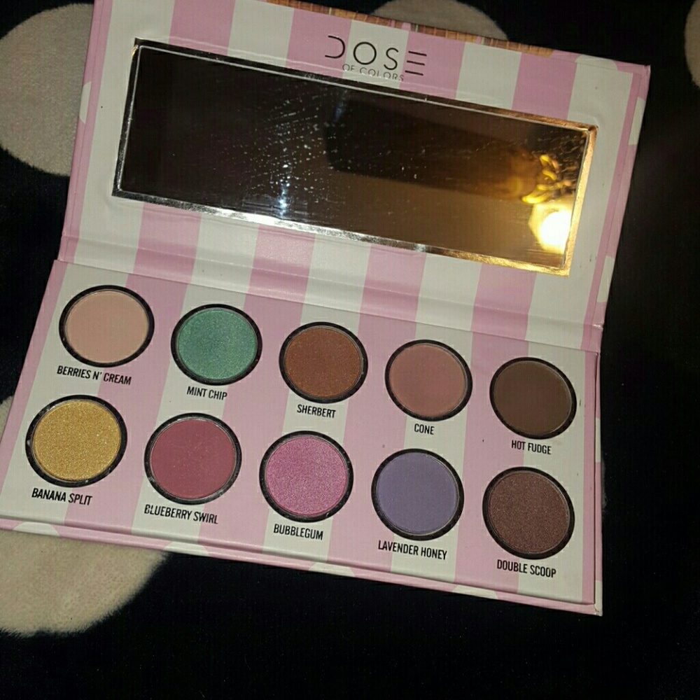 dose eyeshadow pallette