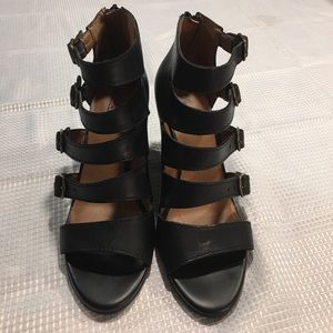Lucky Brand Buckle up Leather wedges. Size 6