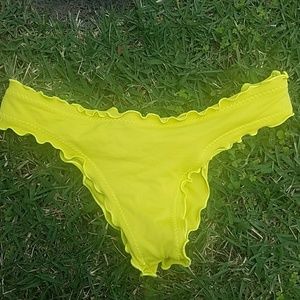 L*Space Ruffled Bottoms Small Lspace