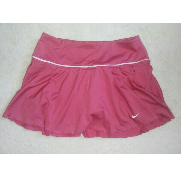 Nike Dresses & Skirts - 🔥Last Chance🔥Nike Dri- Fit Skirt