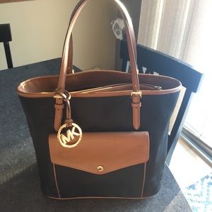 Michael Kors Shoulder Bag